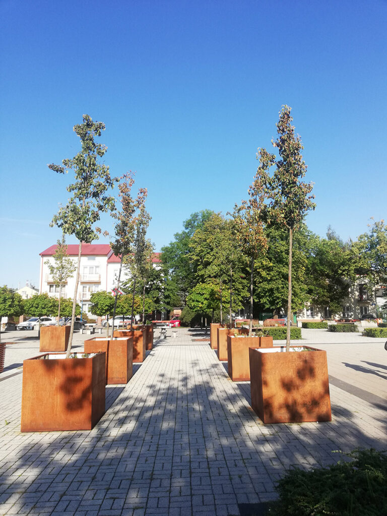 Duze Donice Z Cortenu Wolomin Rynek - cortena.pl